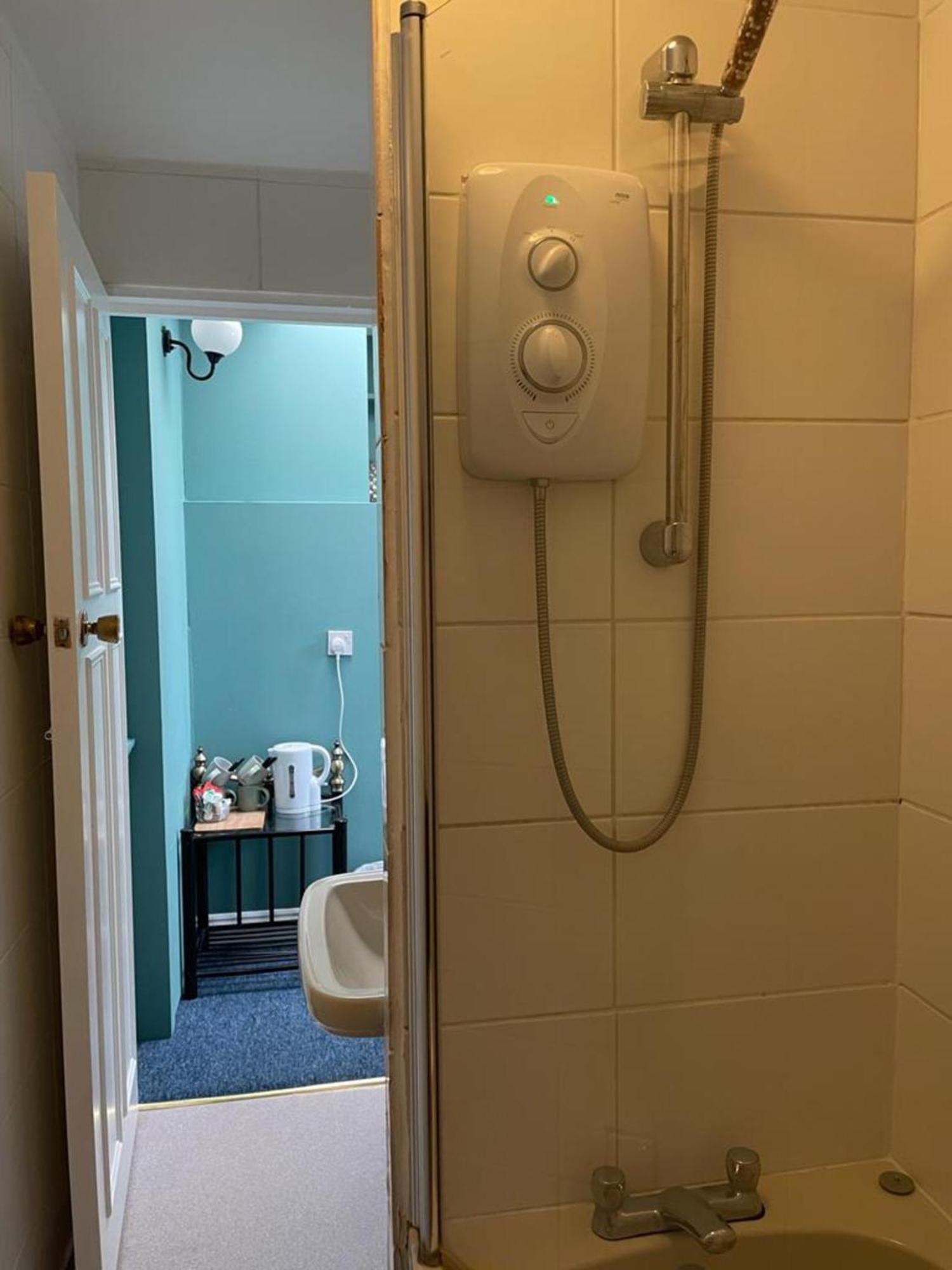 Oyo No 3 Hotell Bath Exteriör bild